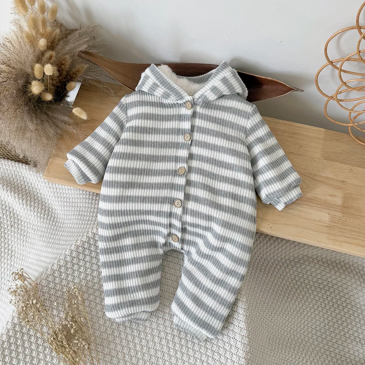 ג'אמפ-סוט פסים