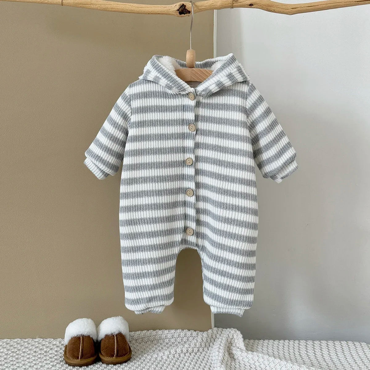 ג'אמפ-סוט פסים